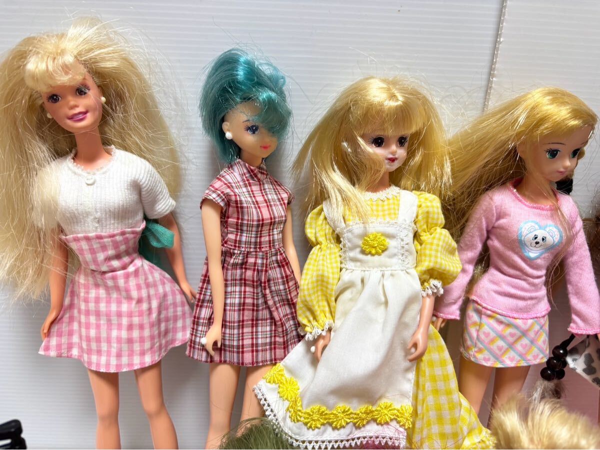 ☆(S) リカちゃん人形 Barbie 他 まとめ 15体 洋服 小物 ドール ☆(S) リカちゃん人形 Barbie 他 まとめ 15体 洋服 小物 ドール