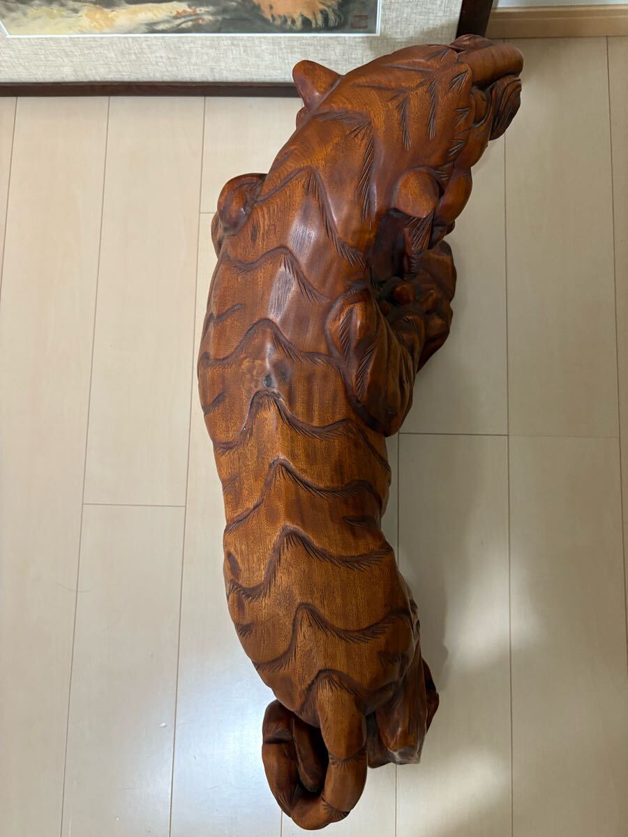 トラ 虎 寅 彫刻 一刀彫 オブジェ 木彫り特大サイズ 高さ43cm 幅 トラ 虎 寅 彫刻 一刀彫 オブジェ 木彫り特大サイズ 高さ43cm 幅