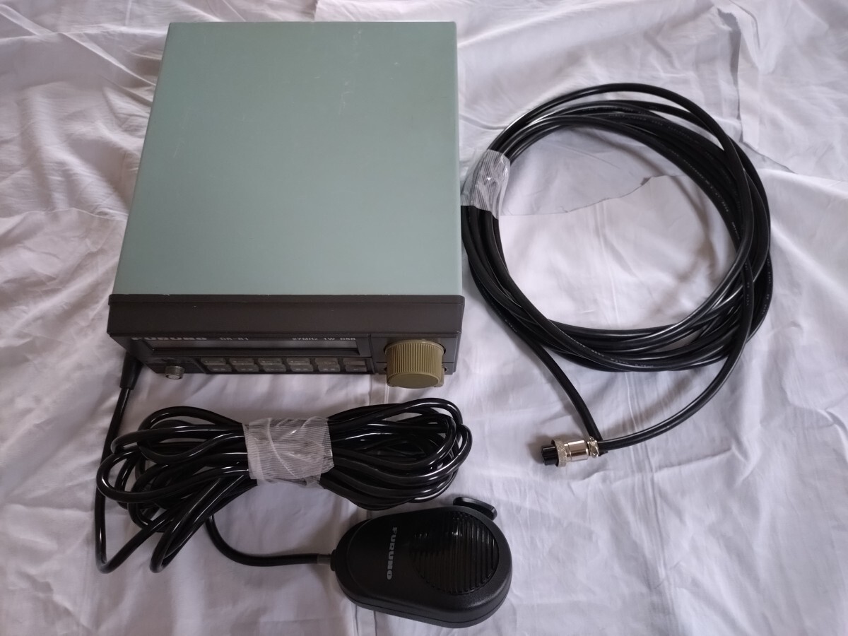 FURUNO フルノ DR-81 27MHz 1W DSB 漁業無線 状態説明あり(無線 FURUNO フルノ DR-81 27MHz 1W DSB 漁業無線 状態説明あり(無線