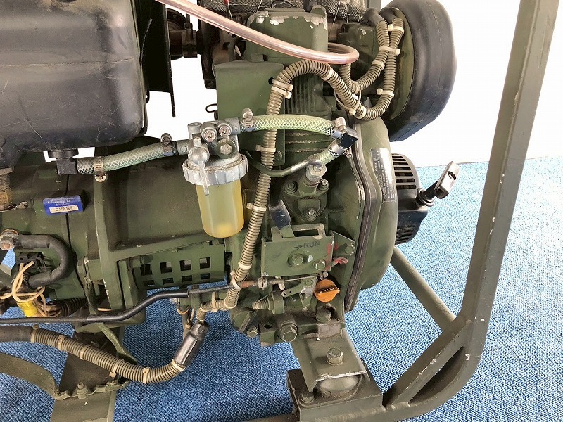 米軍放出品】DEWEY 発電機 2KW ジェネレーター ヤンマー 米軍放出品】DEWEY 発電機 2KW ジェネレーター ヤンマー