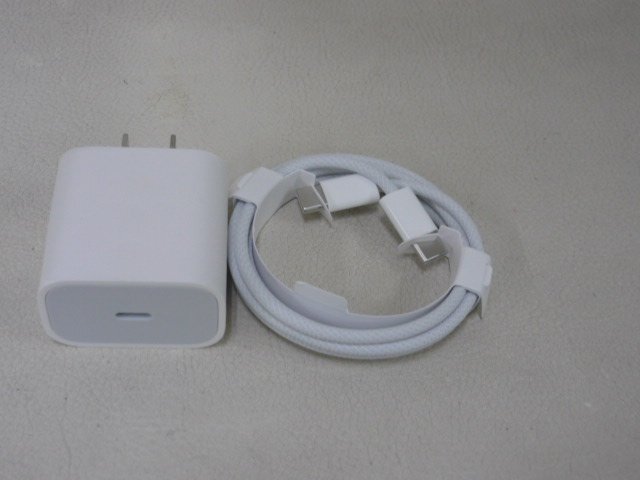 新品同様 Apple iPad 第10世代 MPQ03J/A A2696 Wi-Fiモデル 新品同様 Apple iPad 第10世代 MPQ03J/A A2696 Wi-Fiモデル