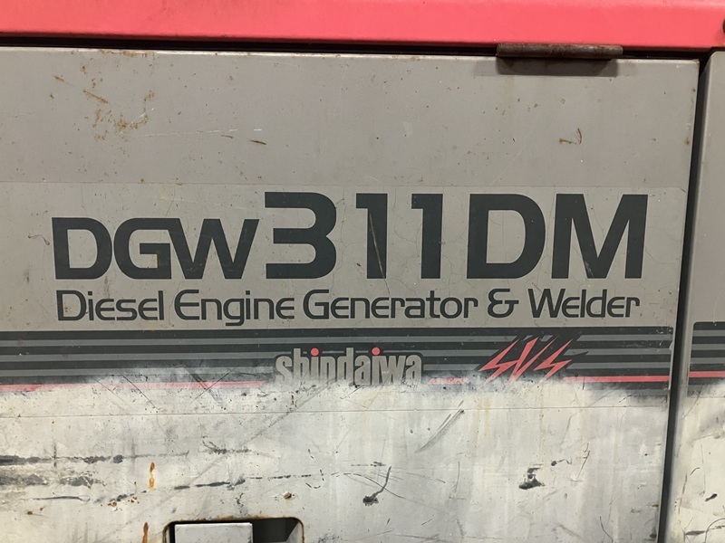 新ダイワ SHINDAIWA 防音型エンジン発電機兼用溶接機 発電機 新ダイワ SHINDAIWA 防音型エンジン発電機兼用溶接機 発電機