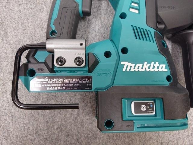 ☆極上美品　HR001GRDXV　マキタ　28ｍｍハンマドリル　40Vmax　2個付き　未使用級集塵機付き　XGT　ブルー　動作品 マキタ 28mm充電式ハンマドリル HR001GRDXV 集じんシステム付