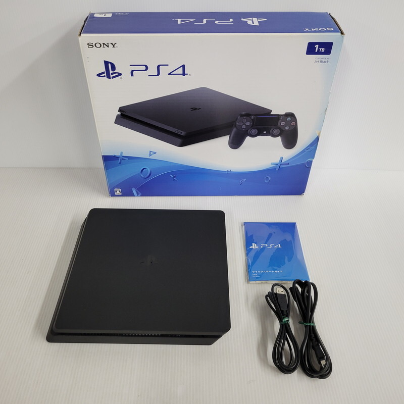 IZU【中古】プレイステーション4 ジェットブラック 1TB (CUHー IZU【中古】プレイステーション4 ジェットブラック 1TB (CUHー