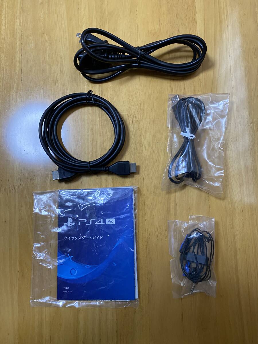 中古】PlayStation 4 Pro グレイシャー・ホワイト 1TB (CUH 中古】PlayStation 4 Pro グレイシャー・ホワイト 1TB (CUH