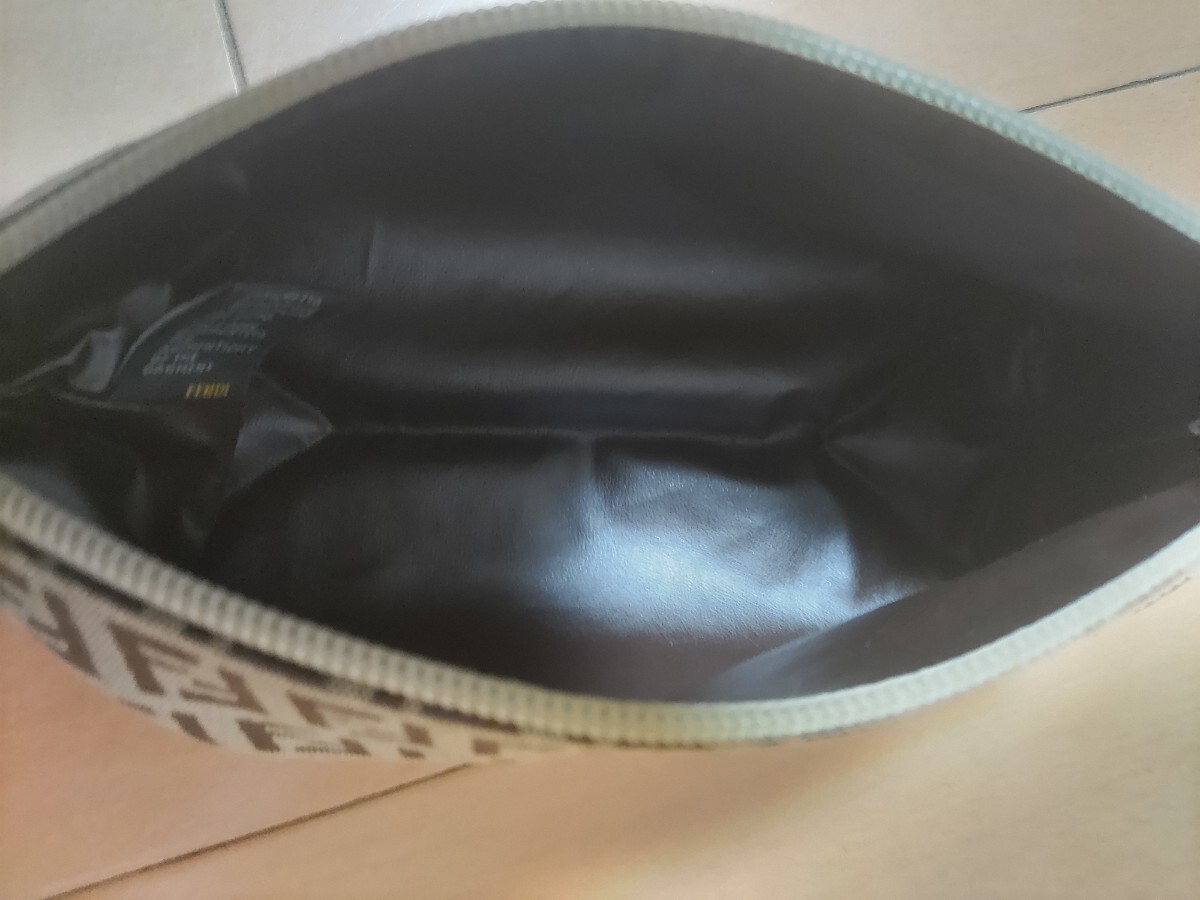 フェンディ（FENDI） ポーチ｜中古ブランド品・ブランド古着通販