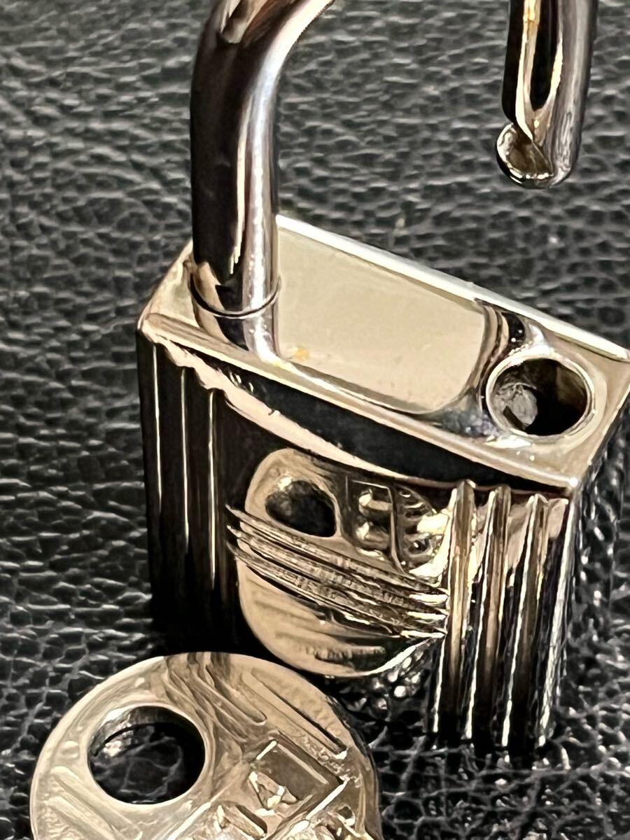 美品 HERMES エルメス カデナ パドロック 南京錠 鍵 114 鍵1本付 美品 HERMES エルメス カデナ パドロック 南京錠 鍵 114 鍵1本付