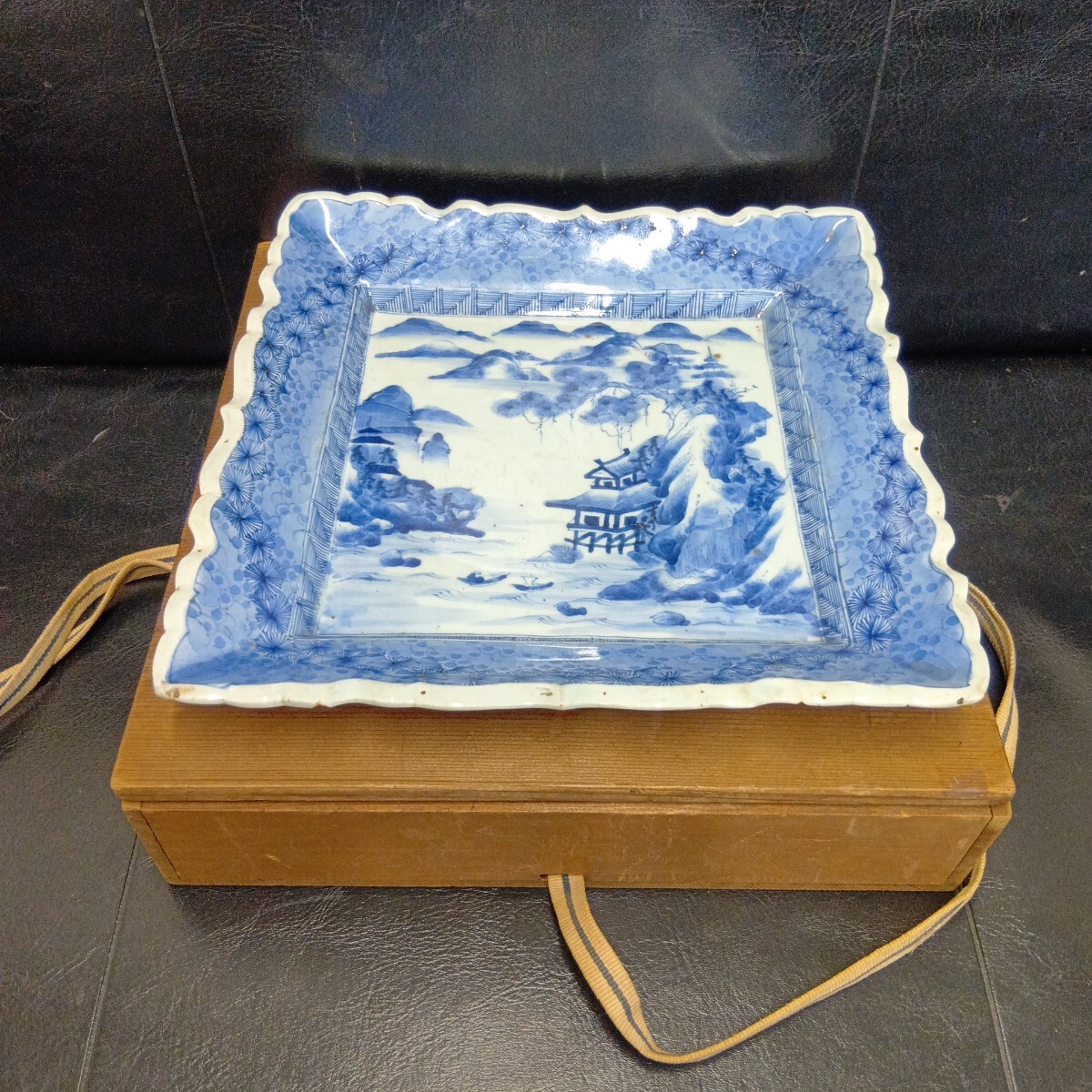 古伊万里　 飾り皿　角皿　　 古美術　 時代物　　　　蔵出し品　旧家放出品_画像1