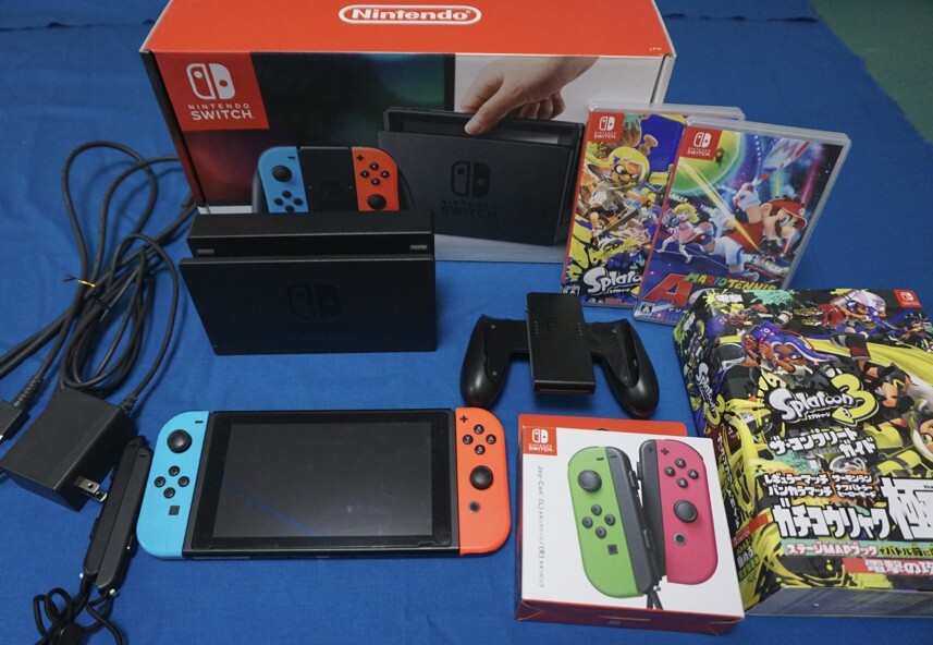 送料無料☆Nintendo Switch スイッチ 本体 ソフト2本他(マリオ 送料無料☆Nintendo Switch スイッチ 本体 ソフト2本他(マリオ