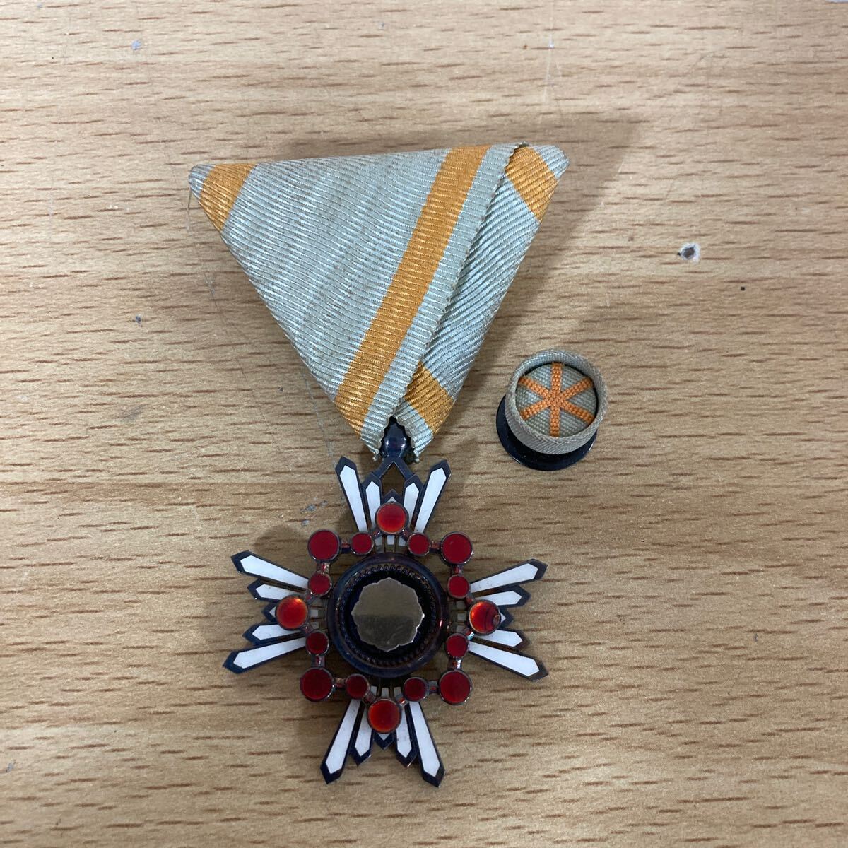 勲五等瑞宝章 旧日本軍 戦前 大日本帝国 陸軍 海軍 軍隊 軍服 勲五等瑞宝章 旧日本軍 戦前 大日本帝国 陸軍 海軍 軍隊 軍服