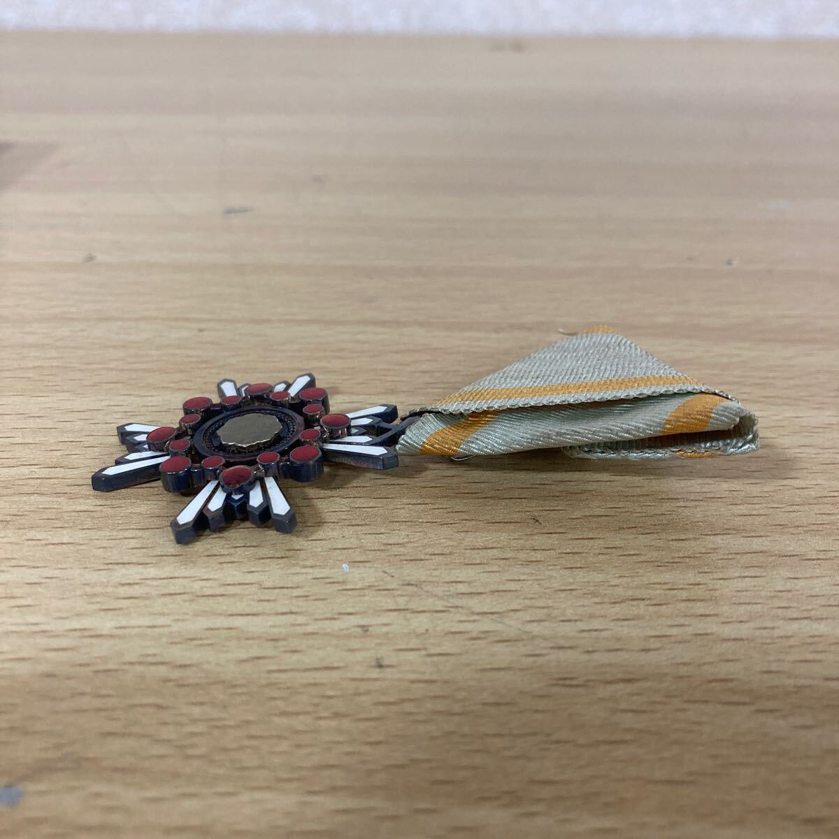 勲五等瑞宝章 旧日本軍 戦前 大日本帝国 陸軍 海軍 軍隊 軍服 勲五等瑞宝章 旧日本軍 戦前 大日本帝国 陸軍 海軍 軍隊 軍服