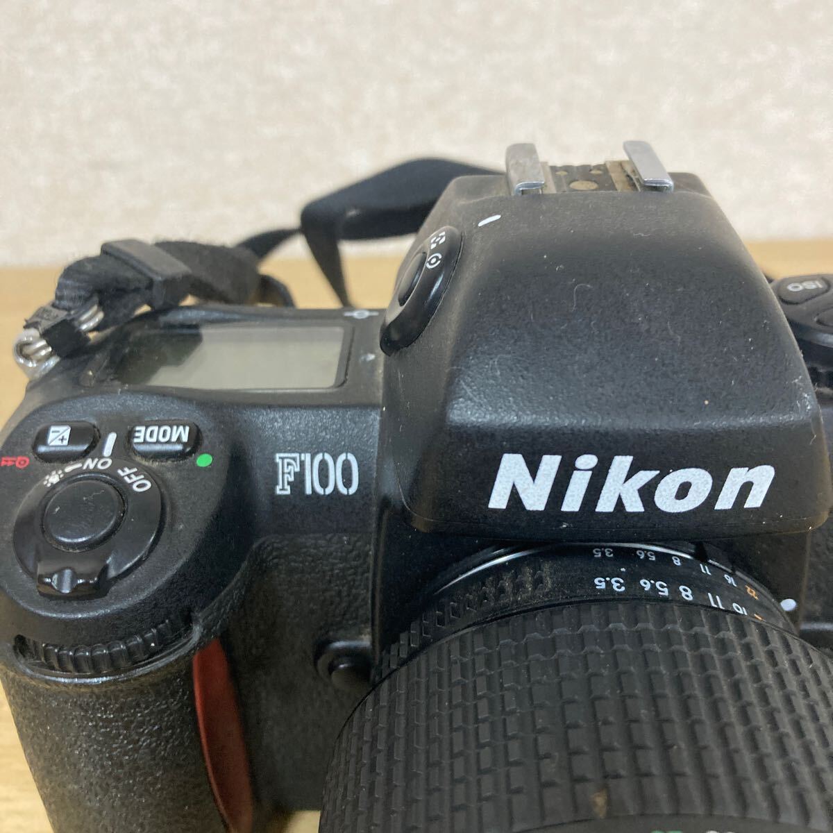 Nikon ニコン F100 レンズ AF NIKKOR 28-105mm 1:3.5-4.5 D Nikon ニコン F100 レンズ AF NIKKOR 28-105mm 1:3.5-4.5 D