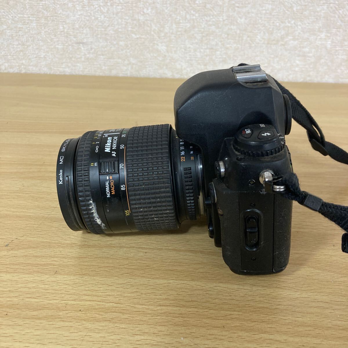 Nikon ニコン F100 レンズ AF NIKKOR 28-105mm 1:3.5-4.5 D Nikon ニコン F100 レンズ AF NIKKOR 28-105mm 1:3.5-4.5 D