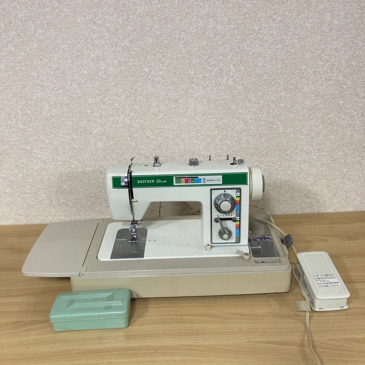 BROTHER ブラザー ZZ2-B614 ペースセッター アンティークミシン BROTHER ブラザー ZZ2-B614 ペースセッター アンティークミシン