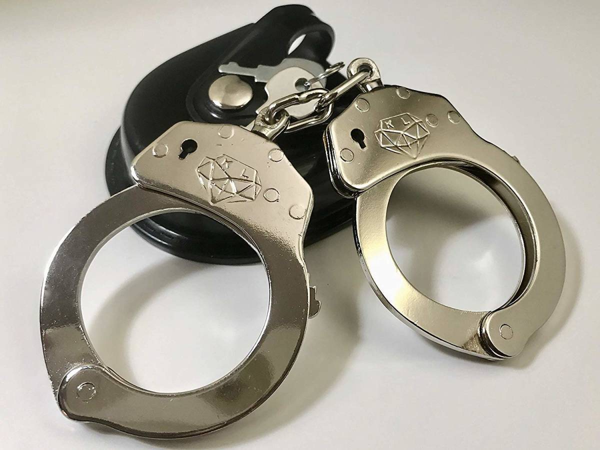 HAND CUFF☆軽量ケース付き ハンドカフ 本格仕様手錠 鋼鉄製 HAND CUFF☆軽量ケース付き ハンドカフ 本格仕様手錠 鋼鉄製