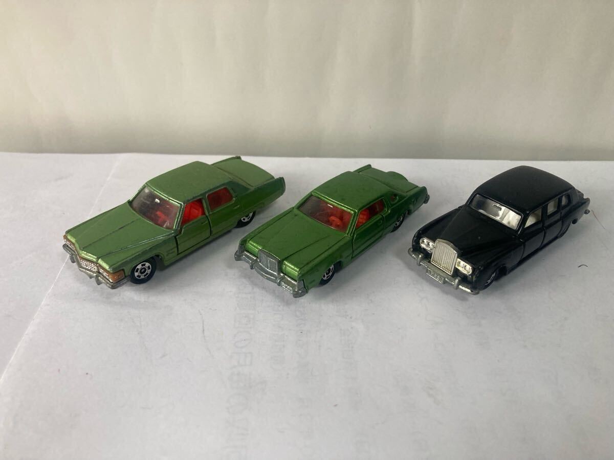古い日本製トミカ等・外国車3台 ⑭(キャデラック、フォード 古い日本製トミカ等・外国車3台 ⑭(キャデラック、フォード