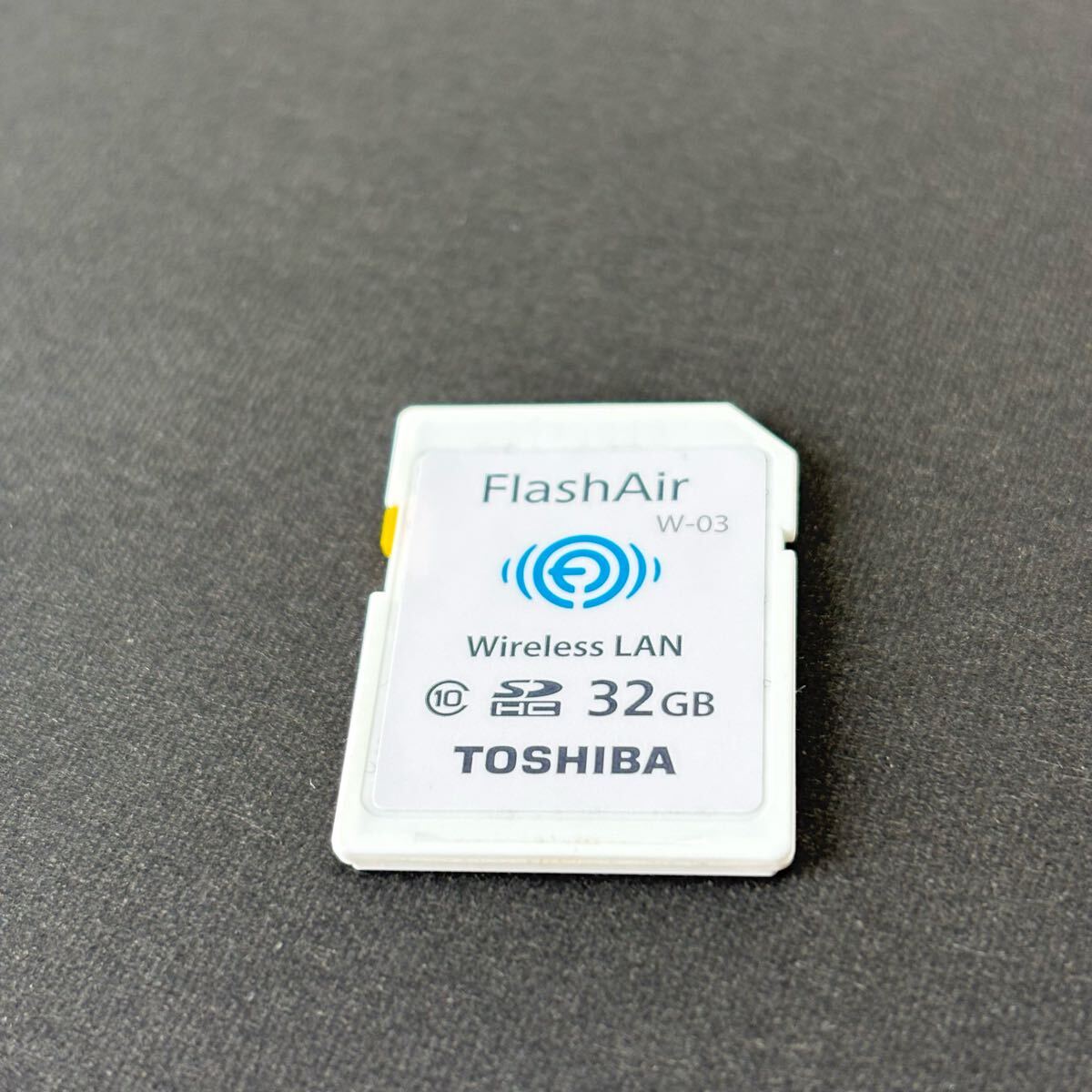 TOSHIBA東芝 FlashAir 32GB SDカード|Yahoo!フリマ(旧PayPay TOSHIBA東芝 FlashAir 32GB SDカード|Yahoo!フリマ(旧PayPay