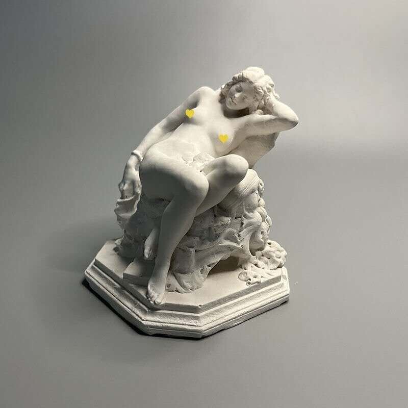 042 WP 西洋彫刻 裸婦 石膏像 人物立体置物 高さ10cm 長さ9cm 幅 042 WP 西洋彫刻 裸婦 石膏像 人物立体置物 高さ10cm 長さ9cm 幅