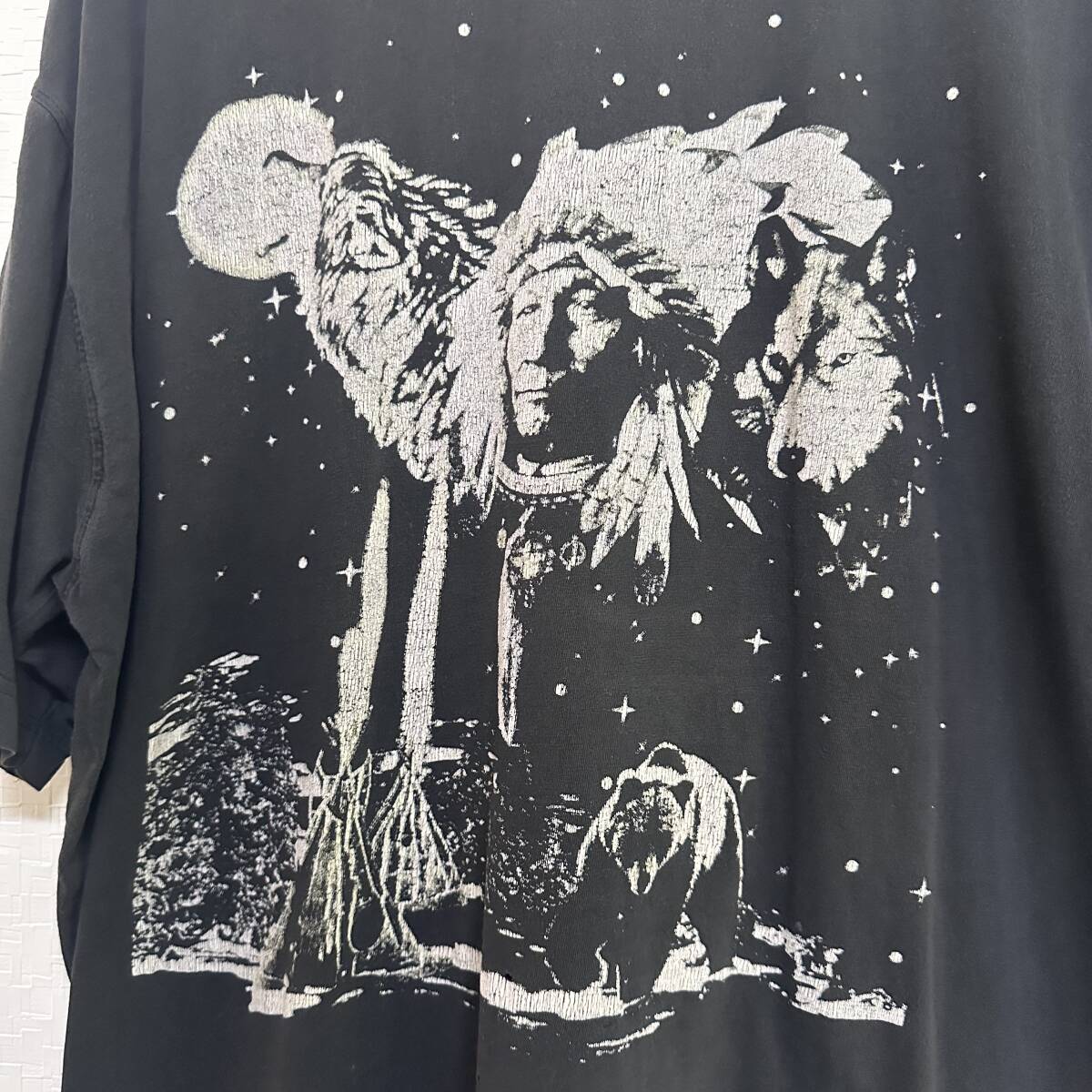 usa古着 インディアンプリントTシャツ ブラック XXXLサイズ ビックサイズ_画像2