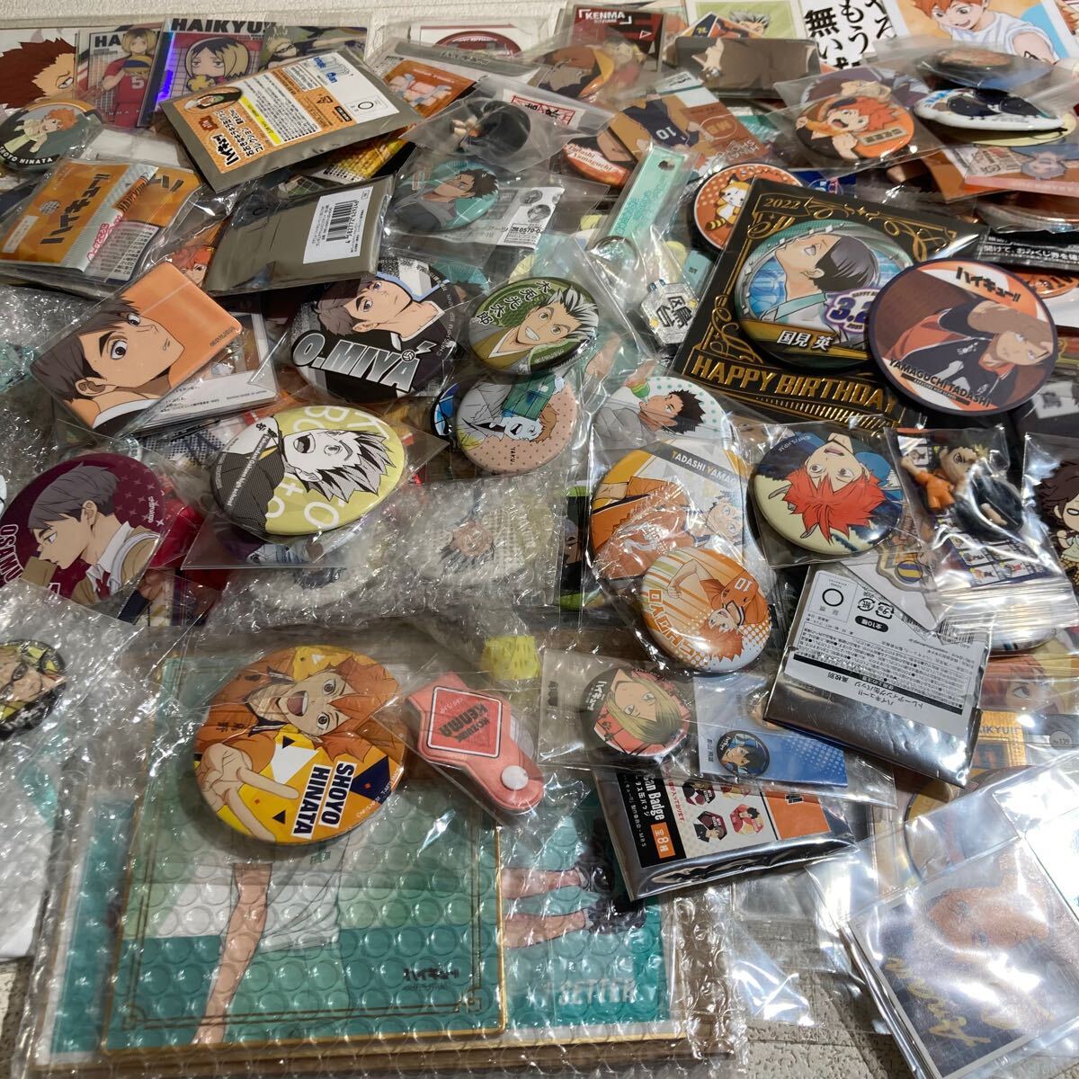 ハイキュー アニメグッズ 大量 まとめ 缶バッジ アクリル ハイキュー アニメグッズ 大量 まとめ 缶バッジ アクリル