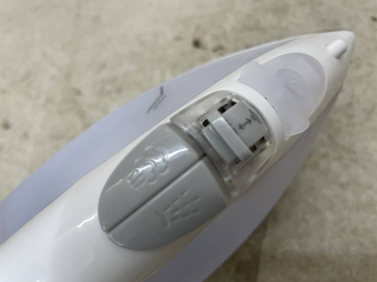 【F-2-R11】　　ニトリ スチームアイロン ES-2350WH