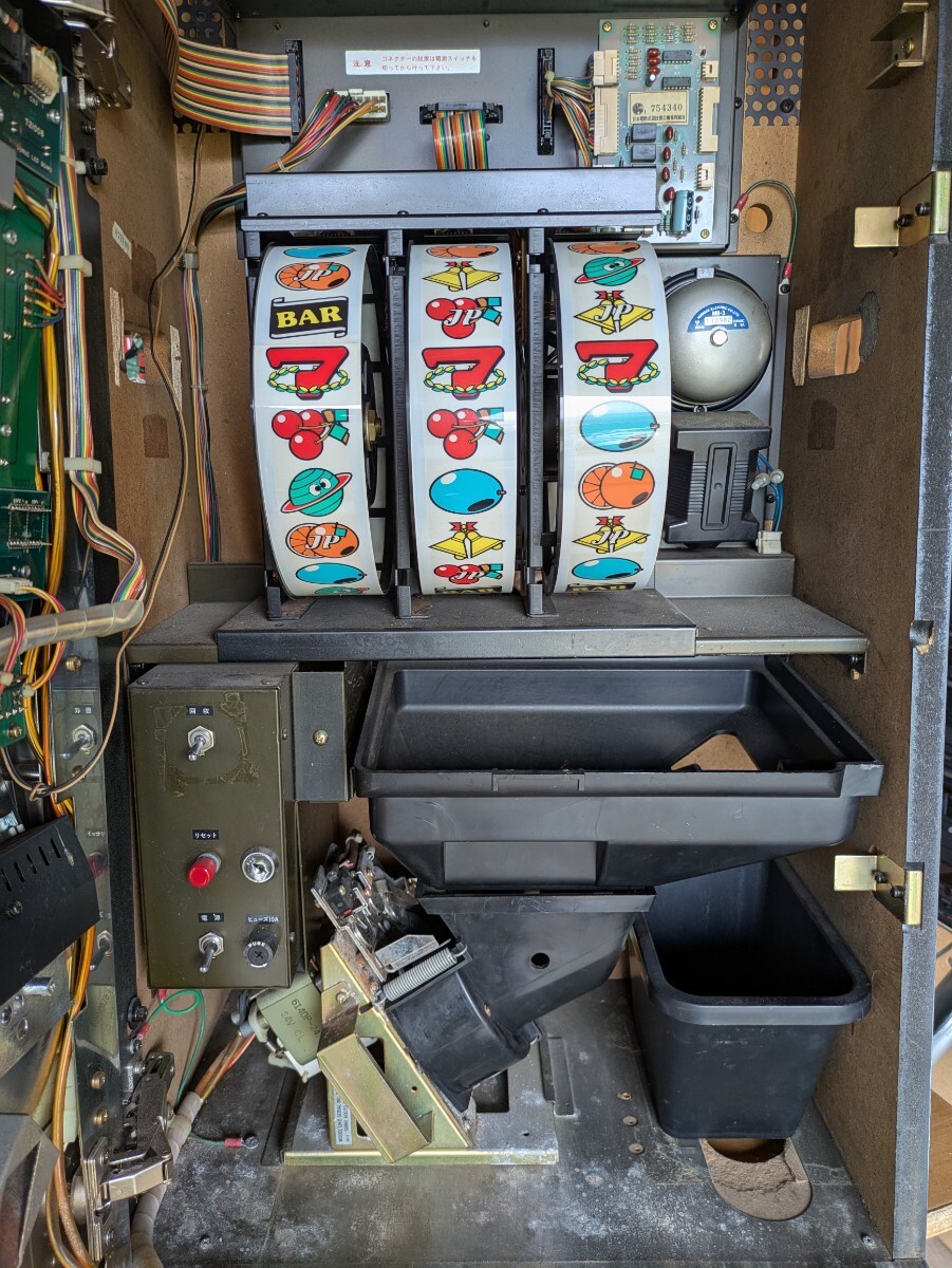 山佐3号機 スーパープラネット実機 白パネル 動作品(パチスロ 山佐3号機 スーパープラネット実機 白パネル 動作品(パチスロ