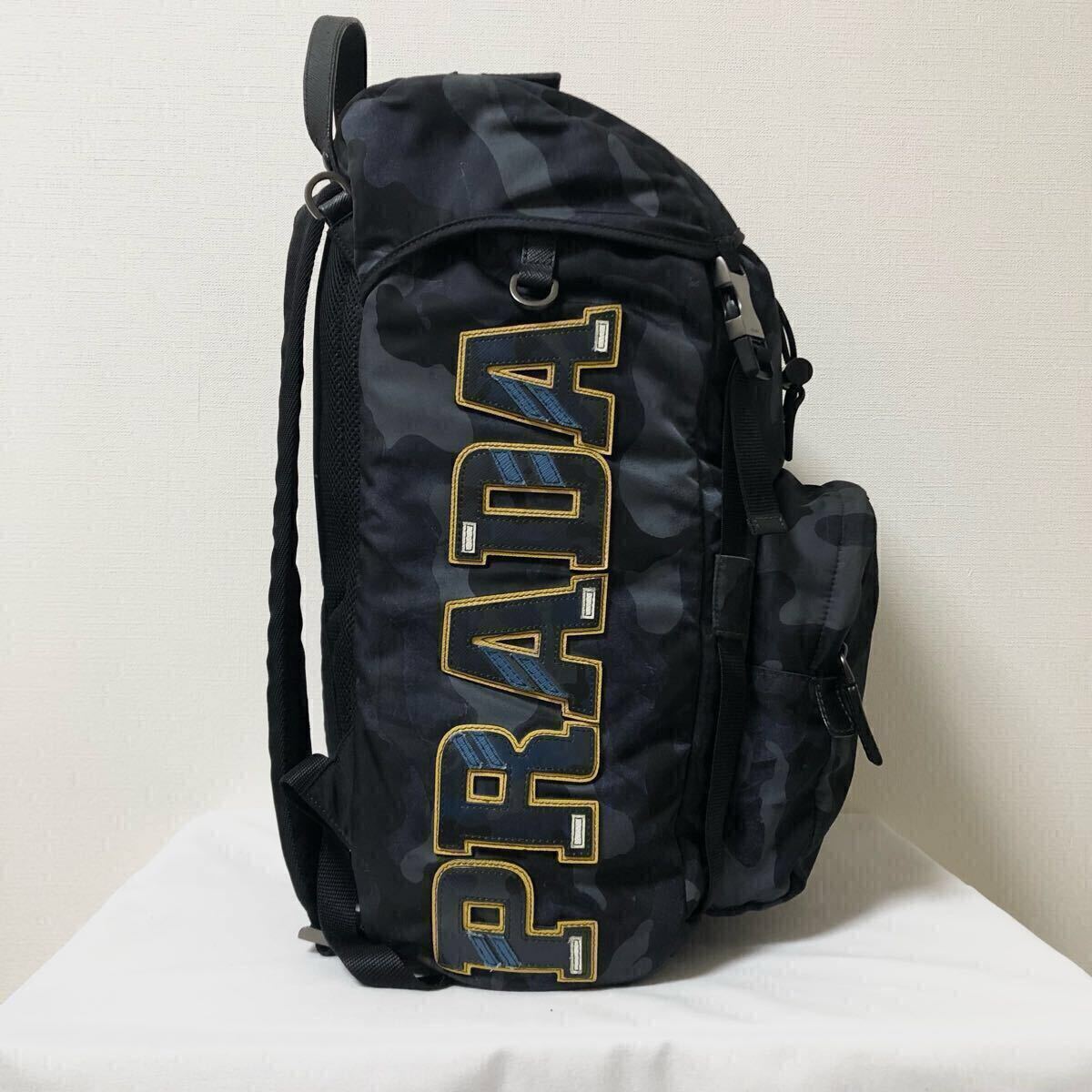 確実正規品 近年モデル PRADA 2VZ135 Re-nylon ロゴ バック 確実正規品 近年モデル PRADA 2VZ135 Re-nylon ロゴ バック