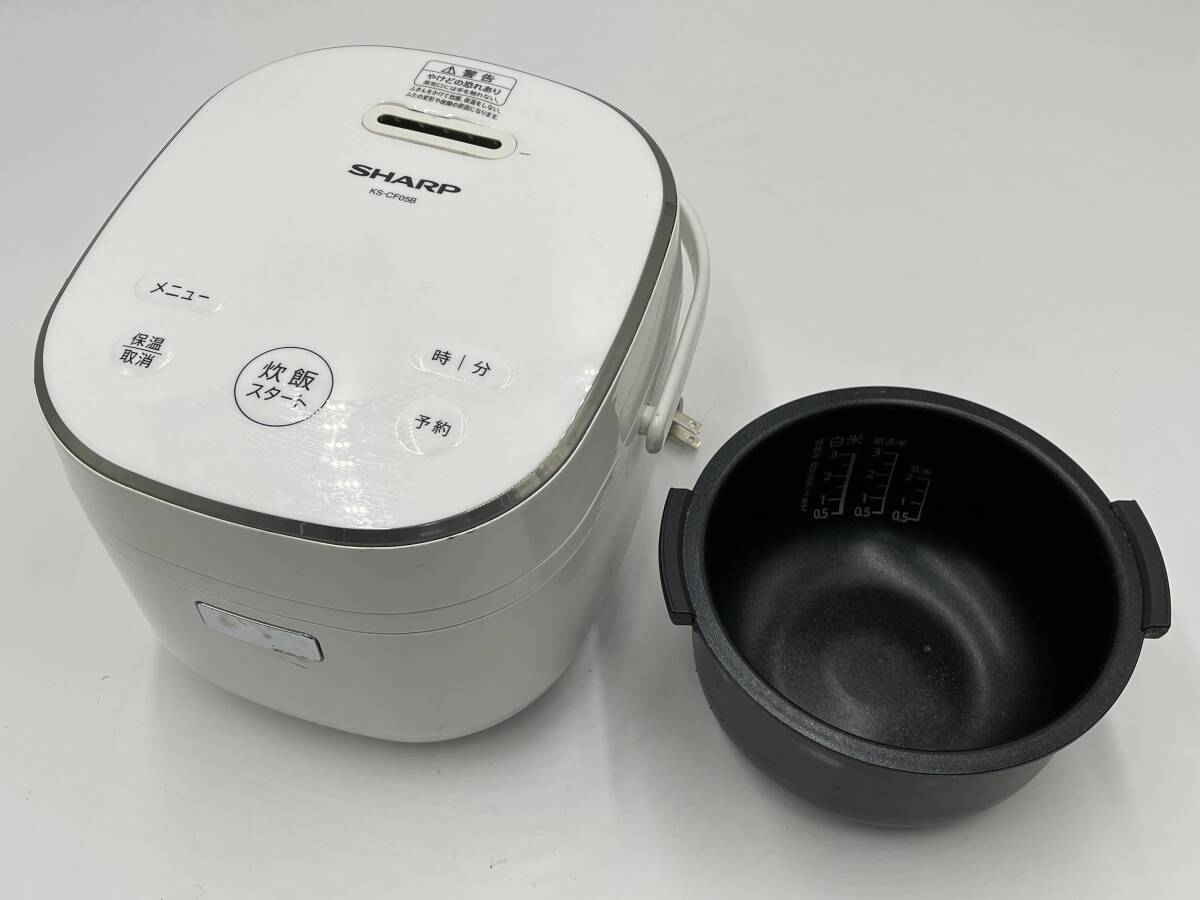 【簡(jiǎn)易動(dòng)作確認(rèn)済み】 シャープ SHARP 炊飯器 炊飯ジャー 3合炊き 一人暮らし 新生活 2019年制 KS-CF05B