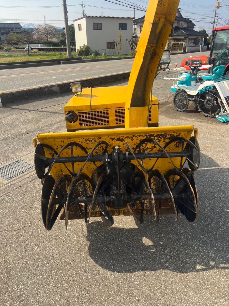 富山県黒部市より出品 コバシ 小橋工業 ディーゼル除雪機 ST25 富山県黒部市より出品 コバシ 小橋工業 ディーゼル除雪機 ST25