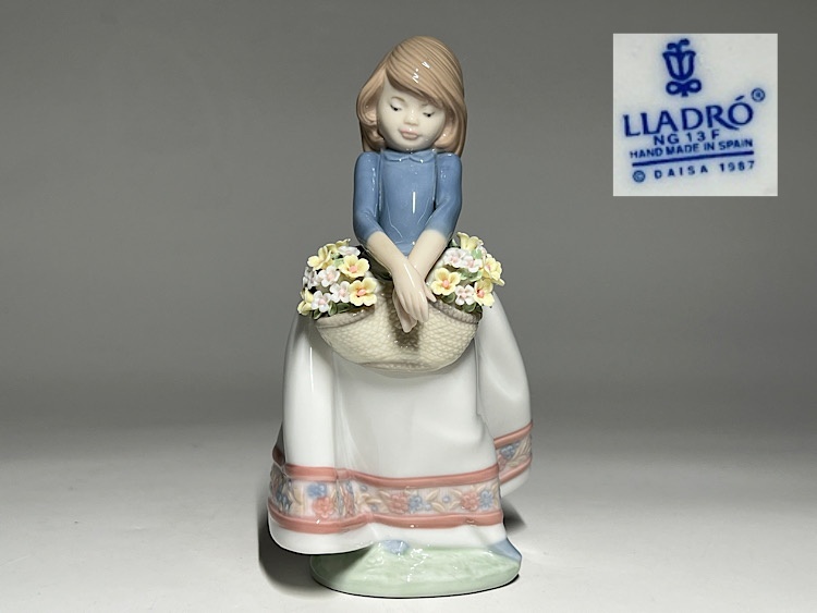 瑞】リヤドロ LLADRO 少女花フィギュリン 陶器人形 置物 瑞】リヤドロ LLADRO 少女花フィギュリン 陶器人形 置物