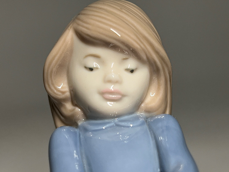 瑞】リヤドロ LLADRO 少女花フィギュリン 陶器人形 置物 瑞】リヤドロ LLADRO 少女花フィギュリン 陶器人形 置物