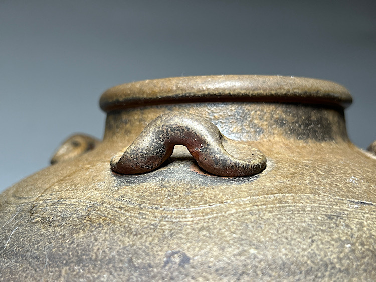 瑞】備前焼 四耳付壺 高:23.5cm 在銘 (花器、壷)|売買 瑞】備前焼 四耳付壺 高:23.5cm 在銘 (花器、壷)|売買