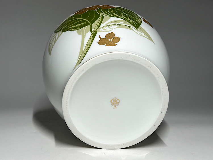 瑞】大倉陶園 紫陽花柄 花瓶 共箱 高さ:19.4cm(大倉陶園 瑞】大倉陶園 紫陽花柄 花瓶 共箱 高さ:19.4cm(大倉陶園
