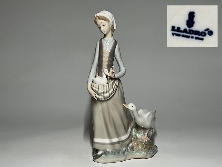 瑞】リヤドロ LLADRO ガチョウと少女 フィギュリン 陶器人形 瑞】リヤドロ LLADRO ガチョウと少女 フィギュリン 陶器人形