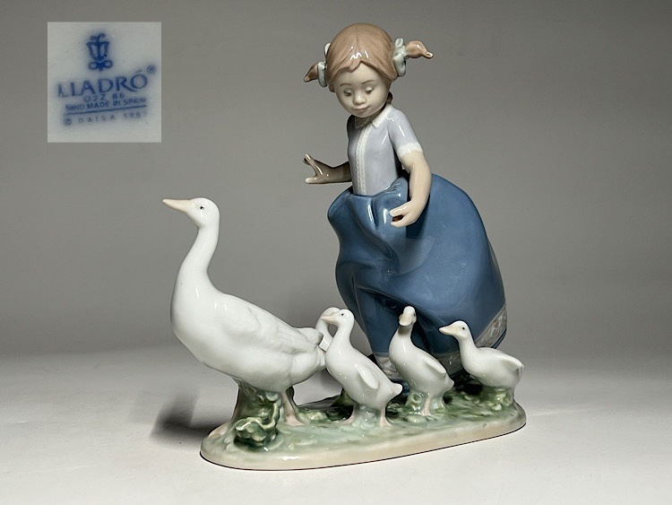瑞】リヤドロ LLADRO 少女とアヒル フィギュリン 陶器人形 置物 瑞】リヤドロ LLADRO 少女とアヒル フィギュリン 陶器人形 置物