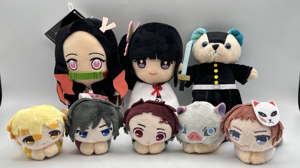 i1474HI 鬼滅の刃 グッズ 大量まとめ フィギュア ぬいぐるみ 缶 i1474HI 鬼滅の刃 グッズ 大量まとめ フィギュア ぬいぐるみ 缶