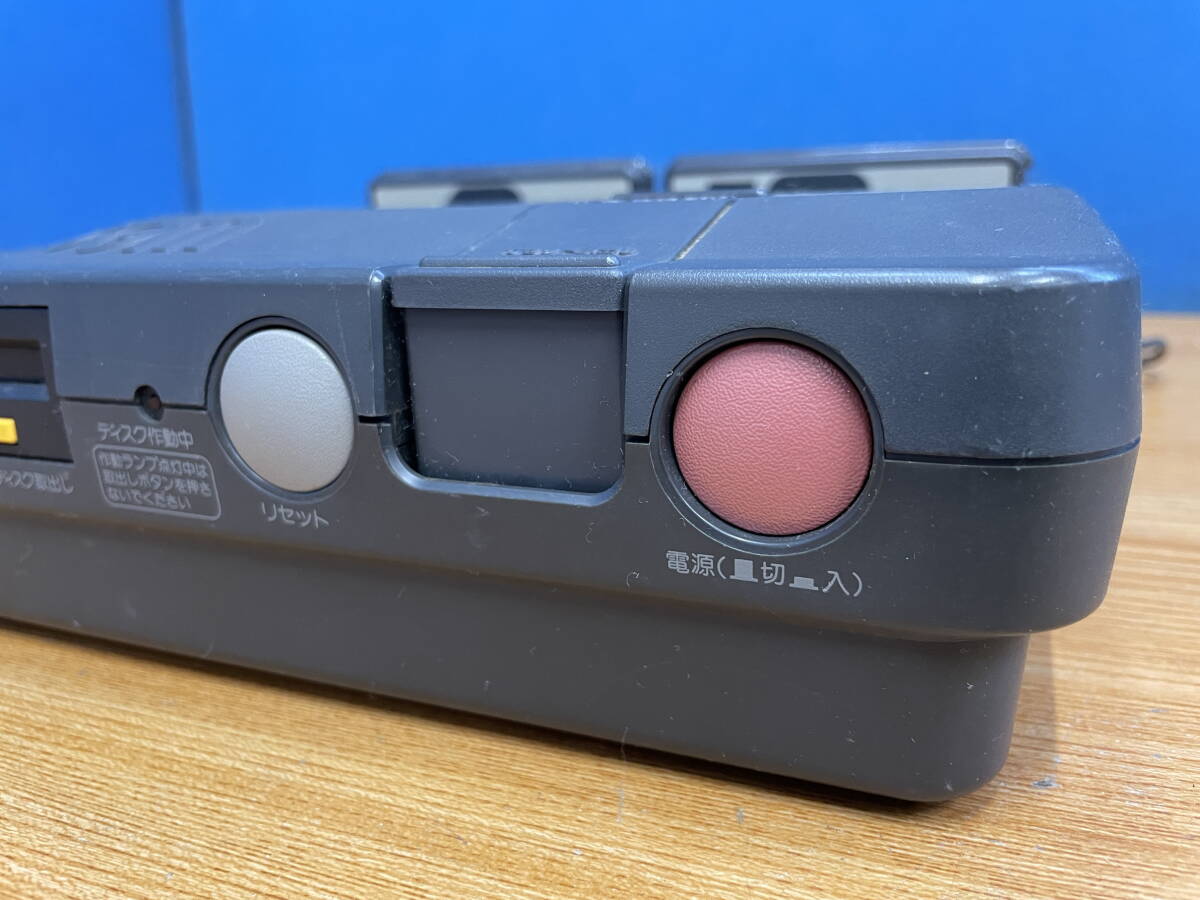4-269/4-80 SHARP シャープ ツインファミコン 本体 AN-500B 4-269/4-80 SHARP シャープ ツインファミコン 本体 AN-500B