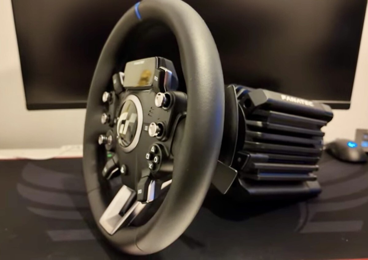 FANATEC Gran Turismo DD Extreme +CSL Pedalsセット FANATEC Gran Turismo DD Extreme +CSL Pedalsセット