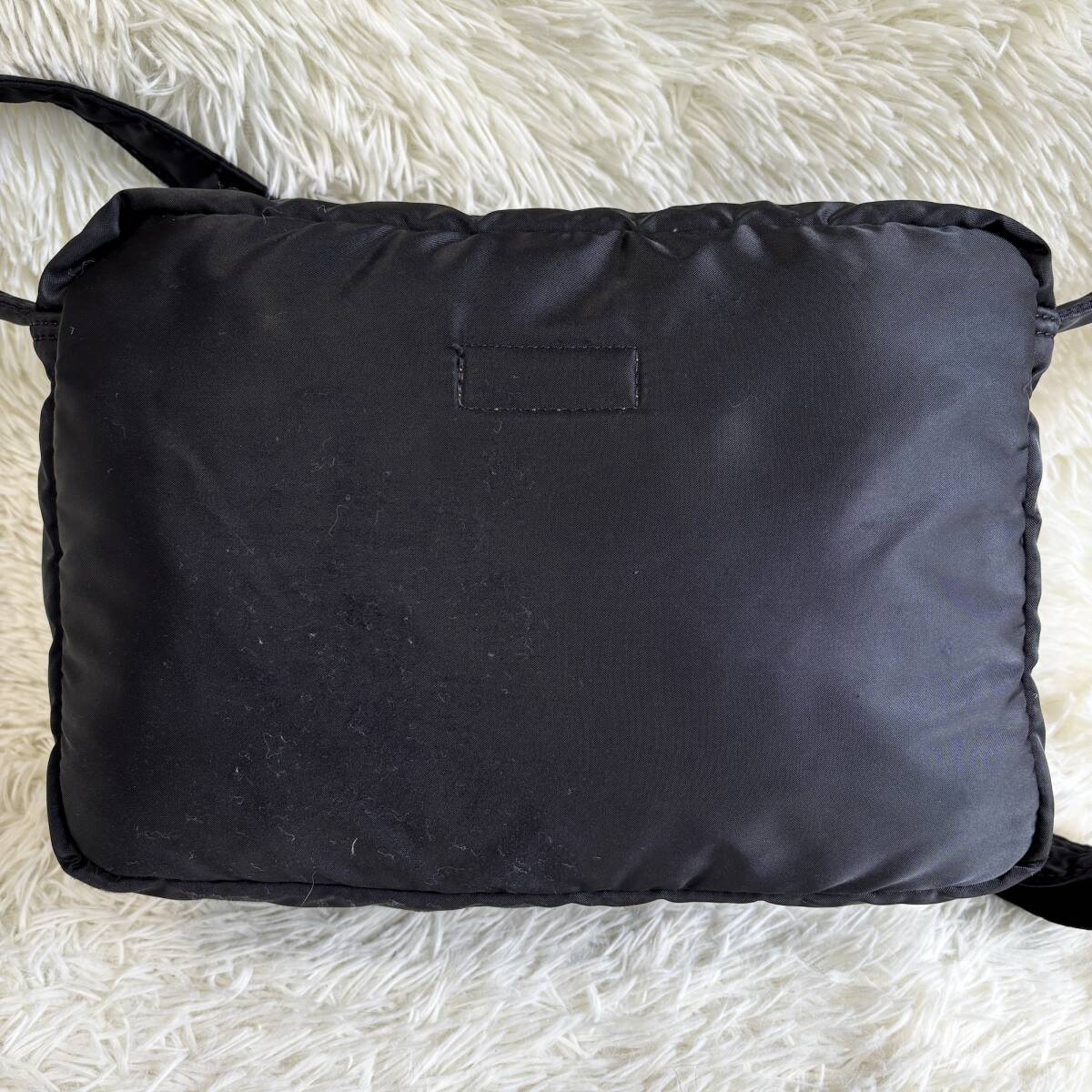 希少◎ PORTER TANKER 2層 ショルダーバッグ クロスボディ 希少◎ PORTER TANKER 2層 ショルダーバッグ クロスボディ