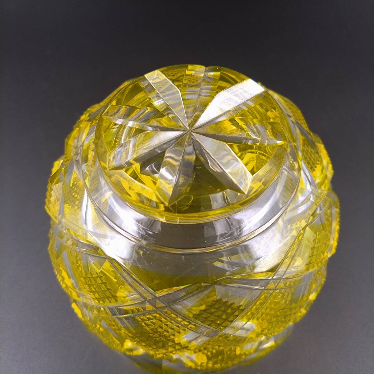 5760【未使用品】復元 島津 薩摩切子 小付鉢 色被せガラス 尚古 5760【未使用品】復元 島津 薩摩切子 小付鉢 色被せガラス 尚古