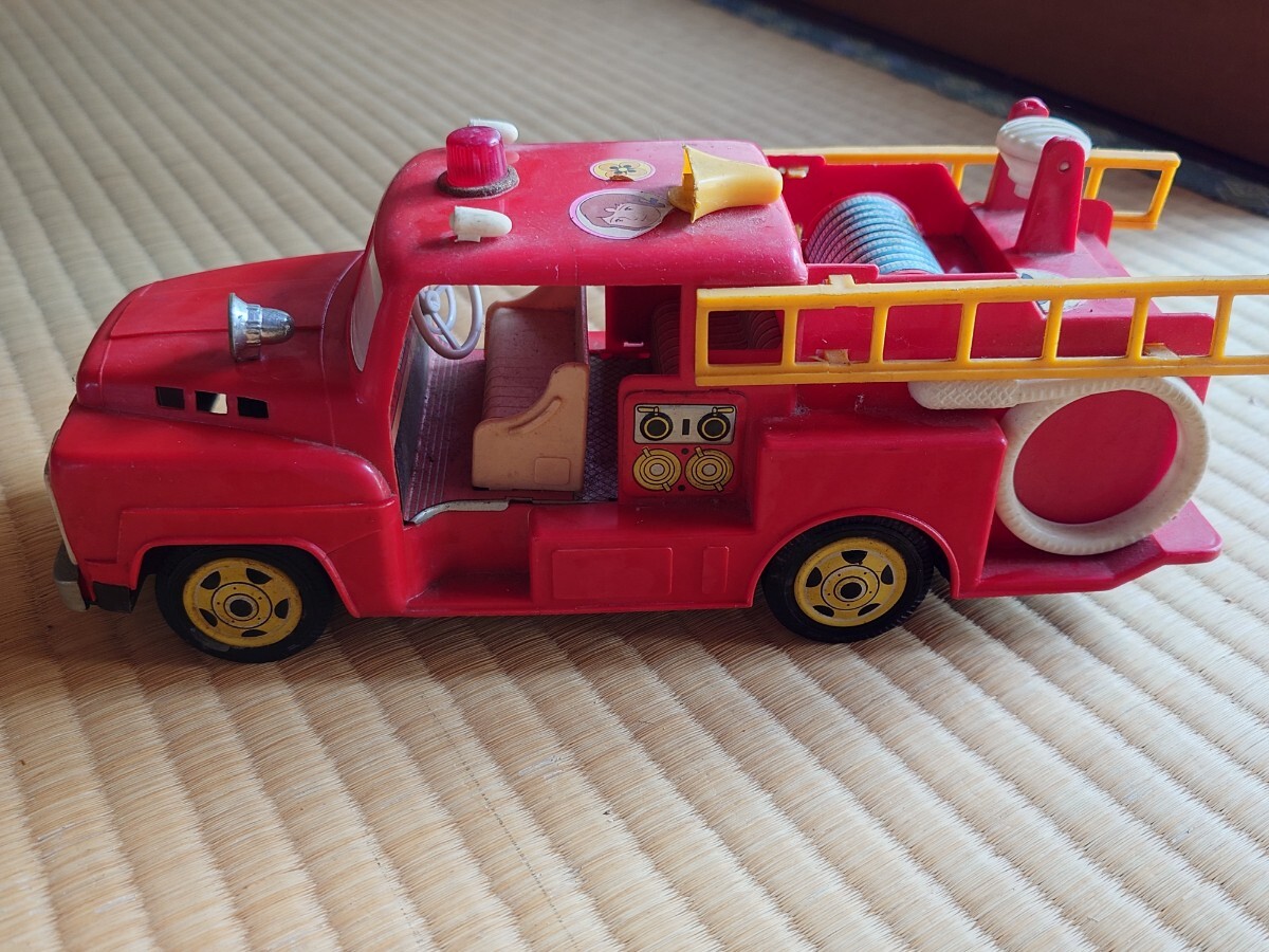 野村トーイ ブリキ おもちゃ 昭和レトロ 消防車 当時物(自動車 野村トーイ ブリキ おもちゃ 昭和レトロ 消防車 当時物(自動車