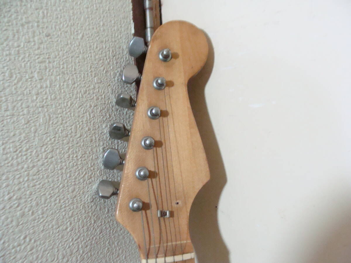 ジャンク品 ノーブランド ストラトタイプ エレキギター(本体 ジャンク品 ノーブランド ストラトタイプ エレキギター(本体