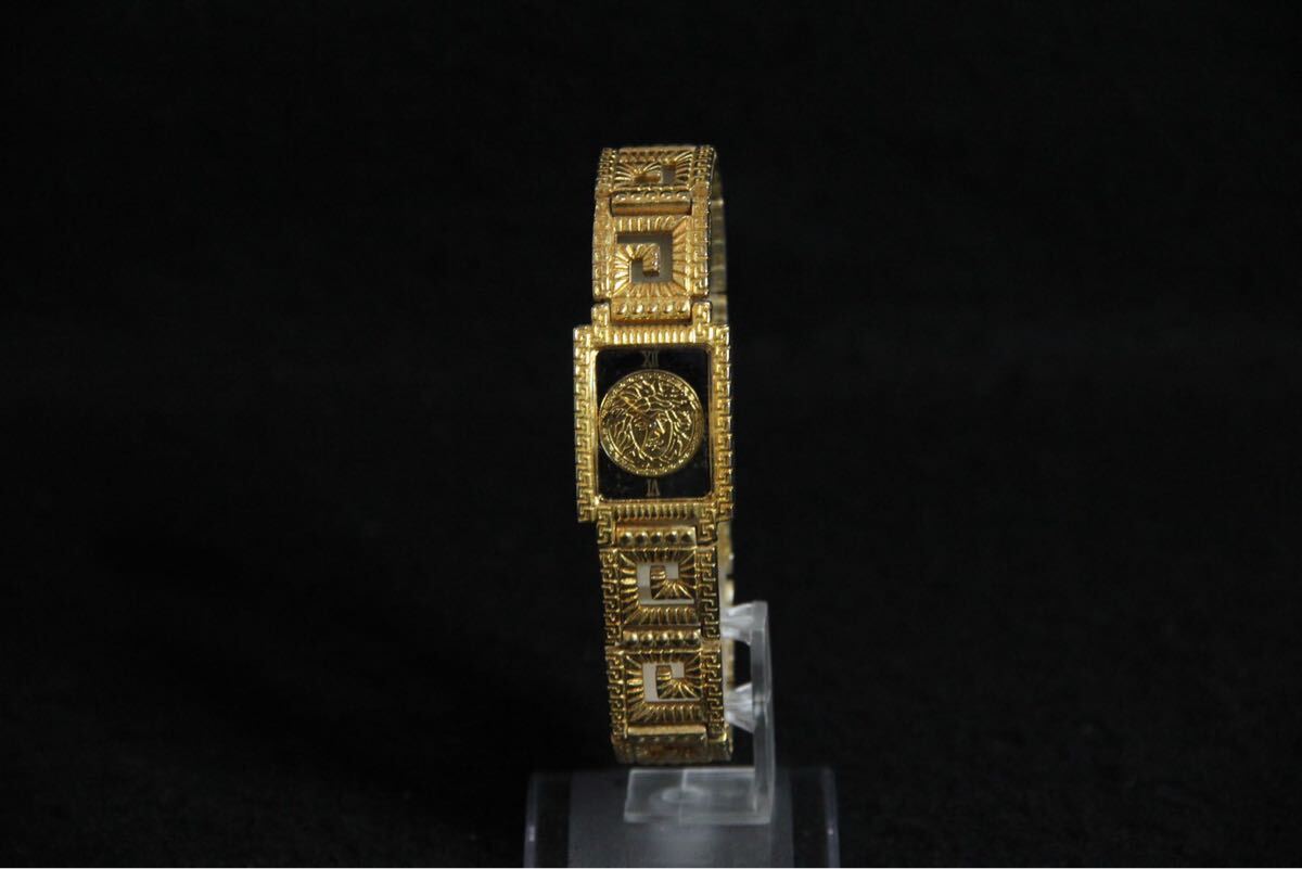 ニクソン NIXON GUCCI グッチ 3600L 希少 VERSACE ヴェルサーチ ニクソン NIXON GUCCI グッチ 3600L 希少 VERSACE ヴェルサーチ