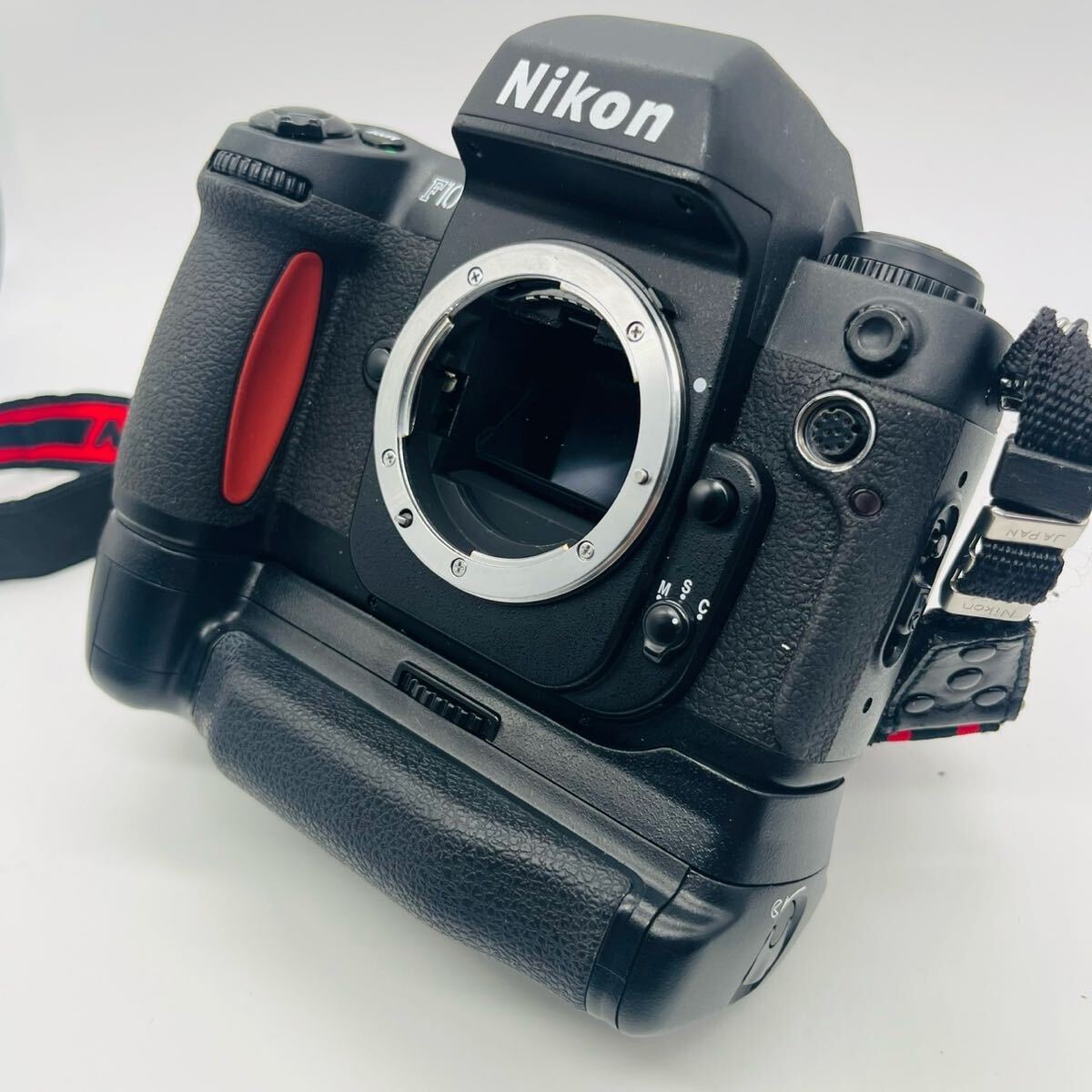 動作確認済み】NIKON F100 MB-15 Nikon ニコン 一眼レフカメラ 動作確認済み】NIKON F100 MB-15 Nikon ニコン 一眼レフカメラ