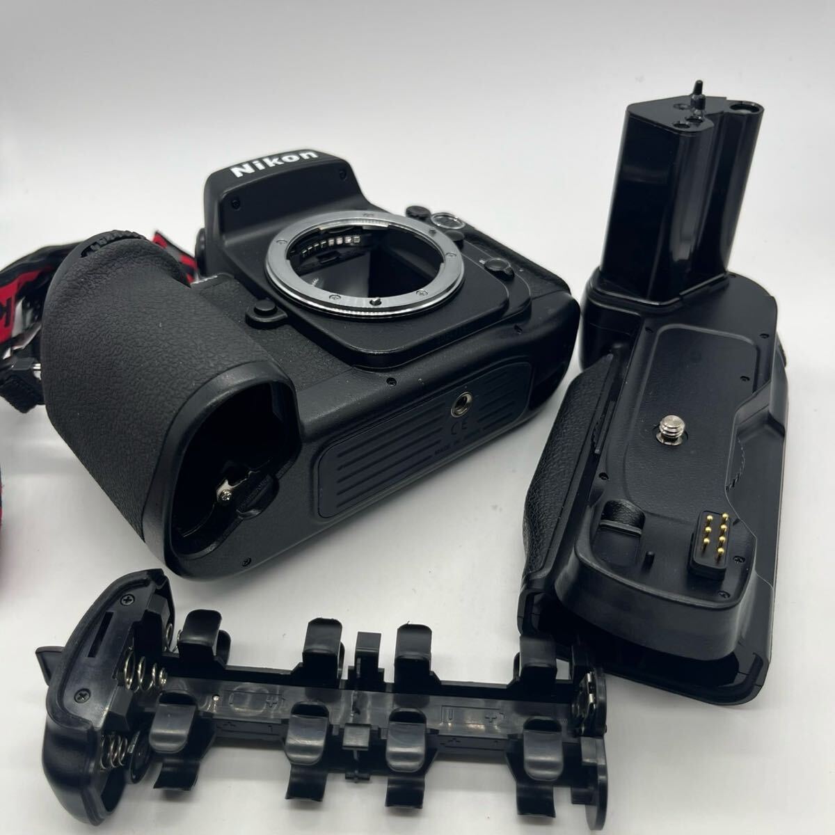 動作確認済み】NIKON F100 MB-15 Nikon ニコン 一眼レフカメラ 動作確認済み】NIKON F100 MB-15 Nikon ニコン 一眼レフカメラ