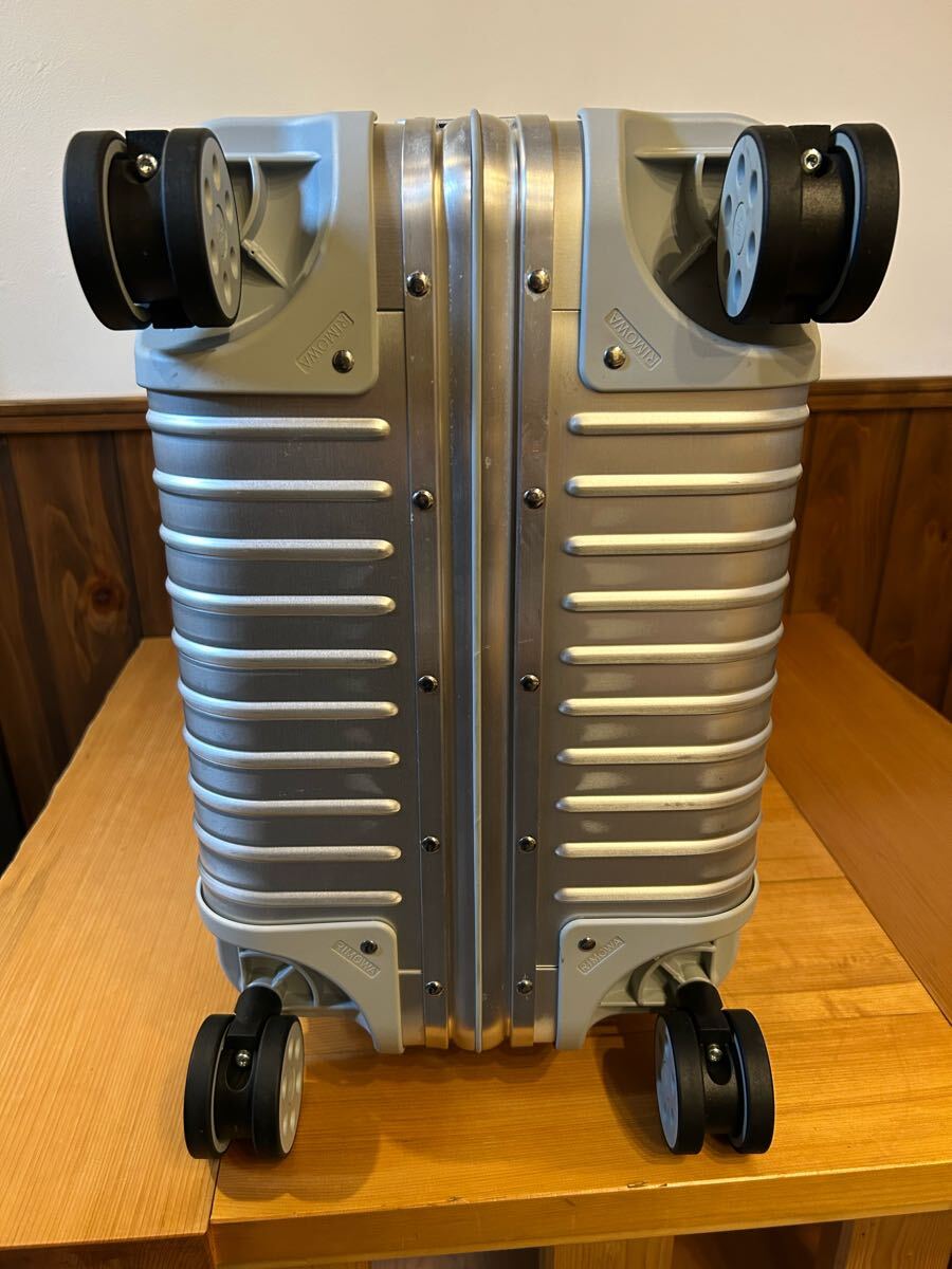 リモワ RIMOWA オリジナル 925630 チェックイン M 60L 4輪 リモワ RIMOWA オリジナル 925630 チェックイン M 60L 4輪