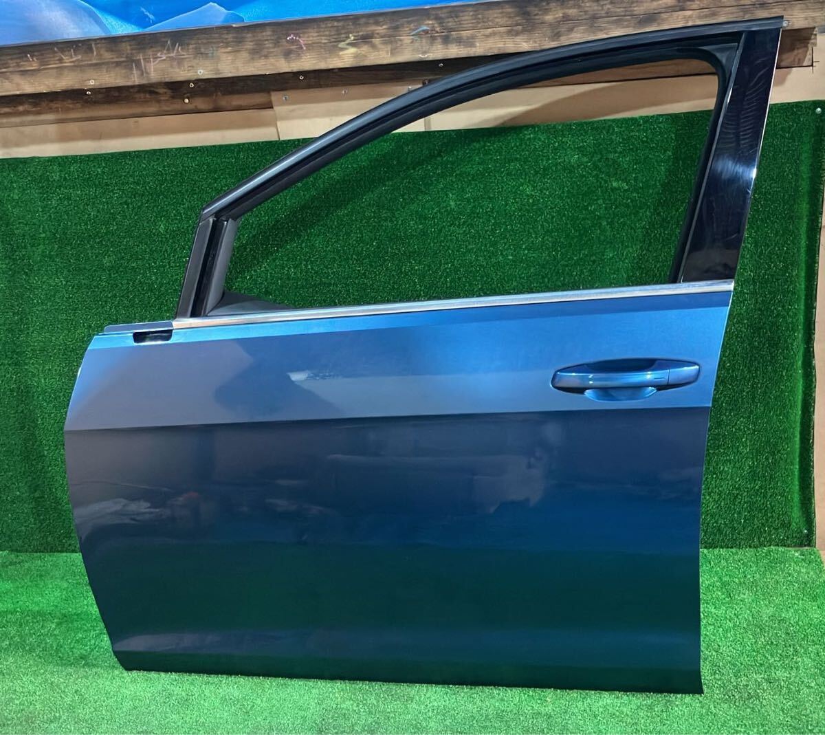 フォルクスワーゲンゴルフ-7-AUCHP-2015-年青アオカラコードLA5J-L-ドアC-2292番