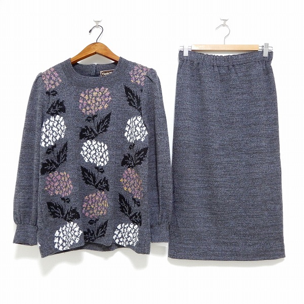 #wnc サイトウトヨコ 斉藤都世子 セットアップ ツーピース グレー 白 黒 ニット 花柄 レディース [934797]