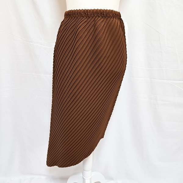 #apc イッセイミヤケ ISSEYMIYAKE スカート M 茶 プリーツ アシンメトリー 変形 レディース [897888]