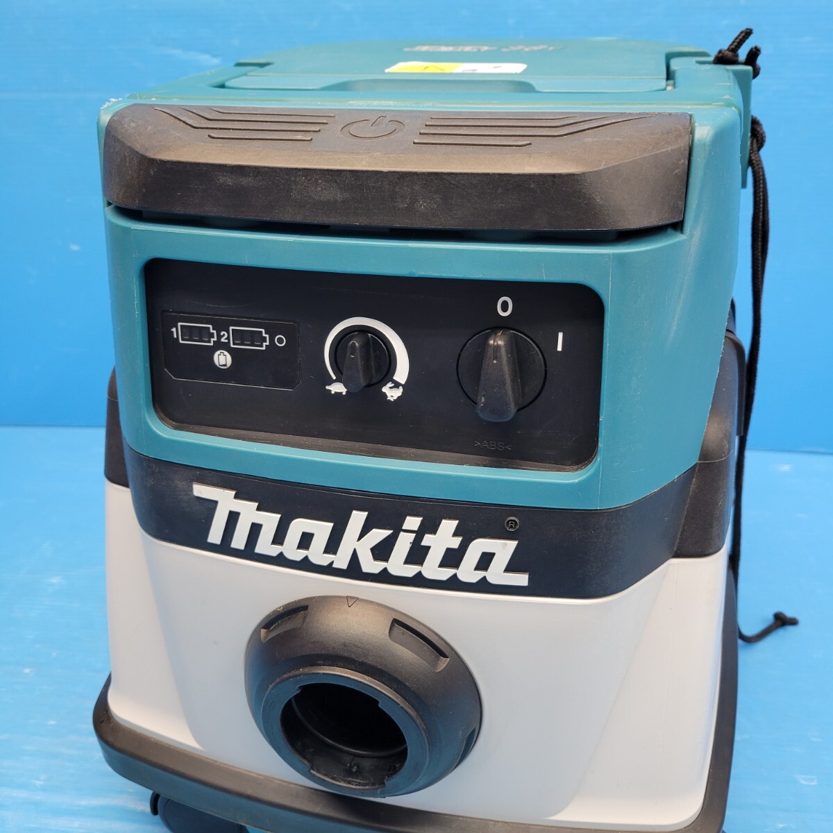 94 送料無料 マキタ ハイブリッド集塵機 VC860D 中古動作品 94 送料無料 マキタ ハイブリッド集塵機 VC860D 中古動作品